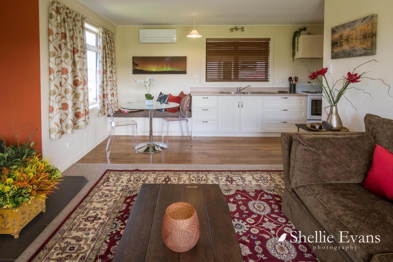 טוויזל Night Sky Cottages - Kea Cottage - Luxury מראה חיצוני תמונה