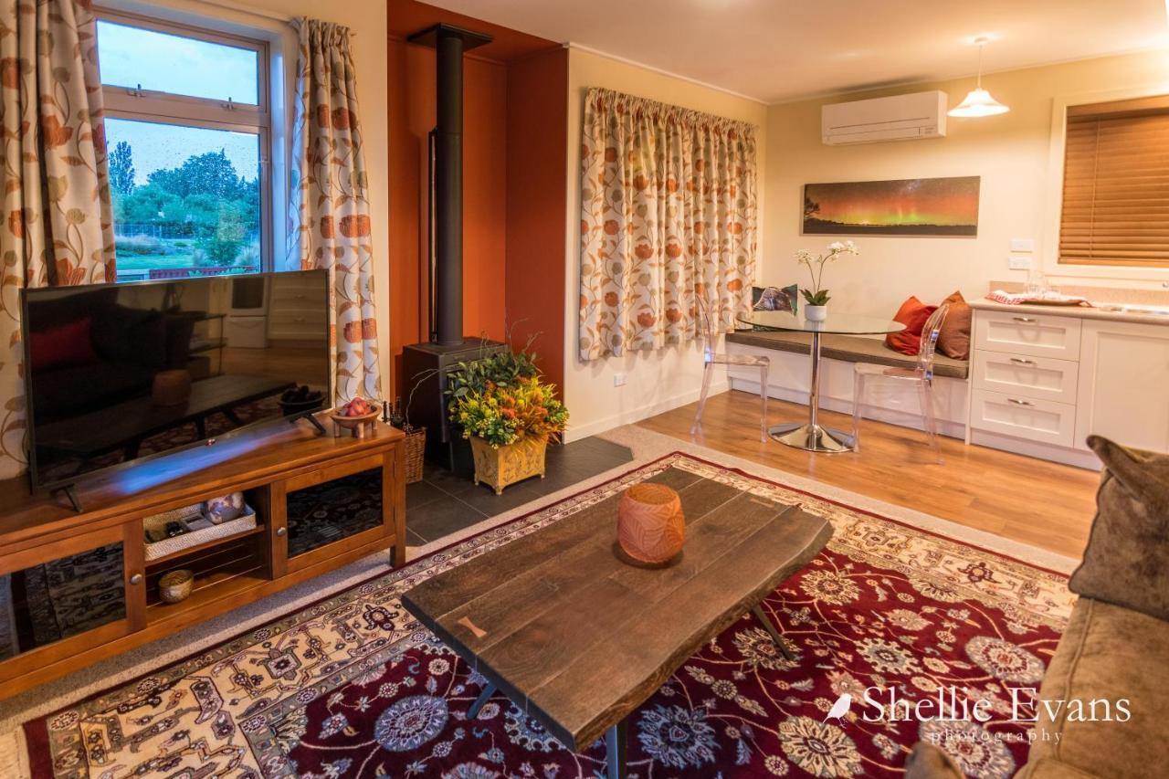 טוויזל Night Sky Cottages - Kea Cottage - Luxury מראה חיצוני תמונה